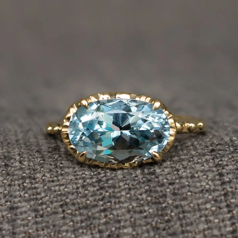 14k Gold Aquamarine Oval Ring