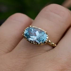 14k Gold Aquamarine Oval Ring