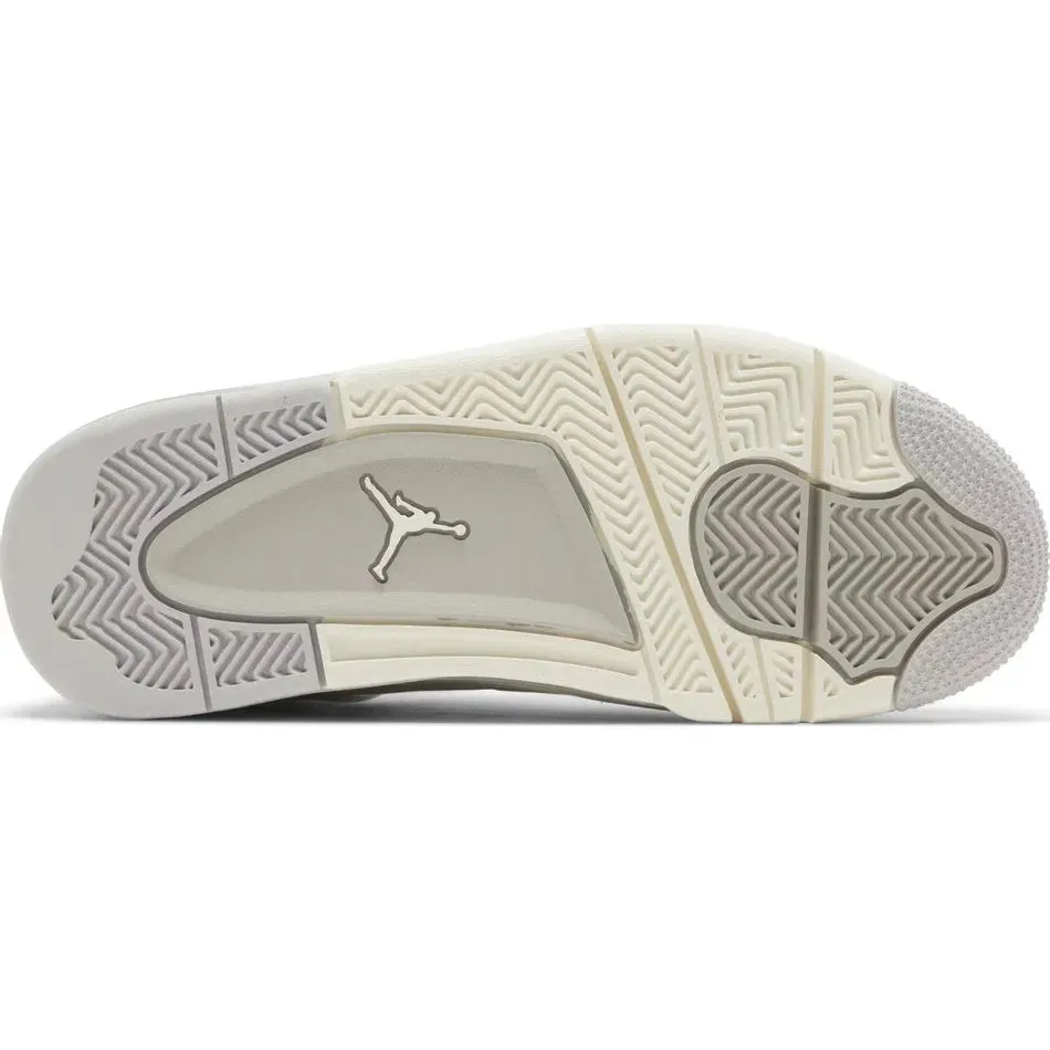 Air Jordan 4 - Frozen Moments (W)