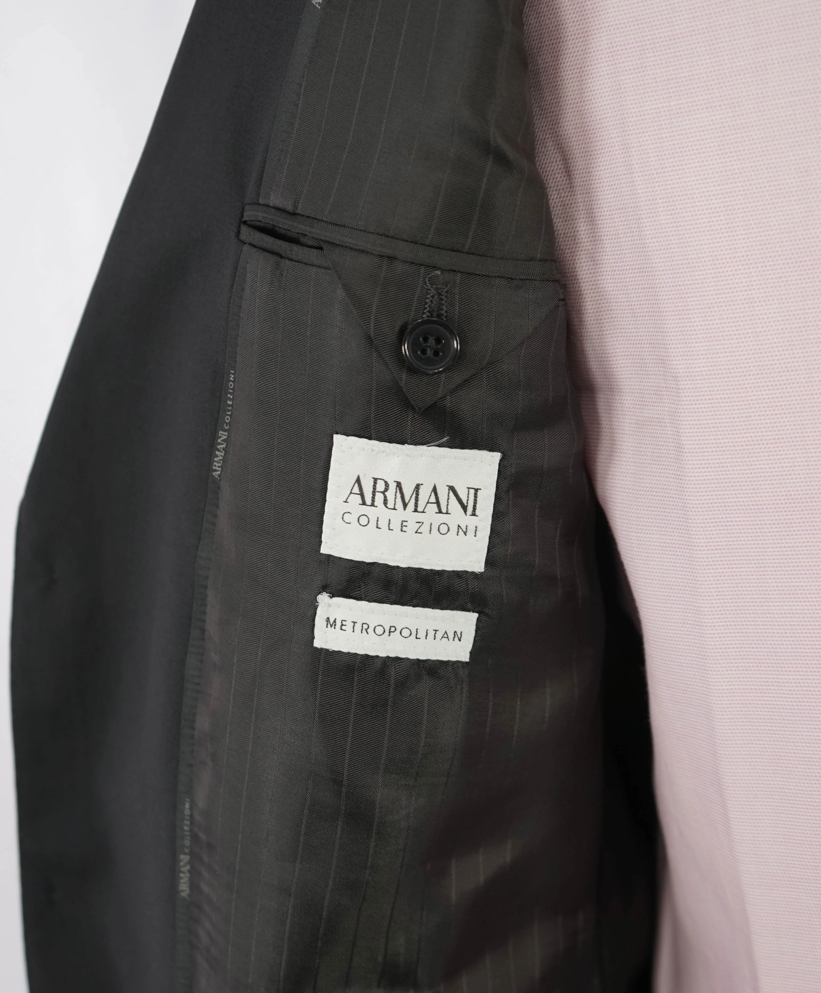 ARMANI COLLEZIONI -  "M Line" MOHAIR Modern Black Peak Lapel Suit - 44R