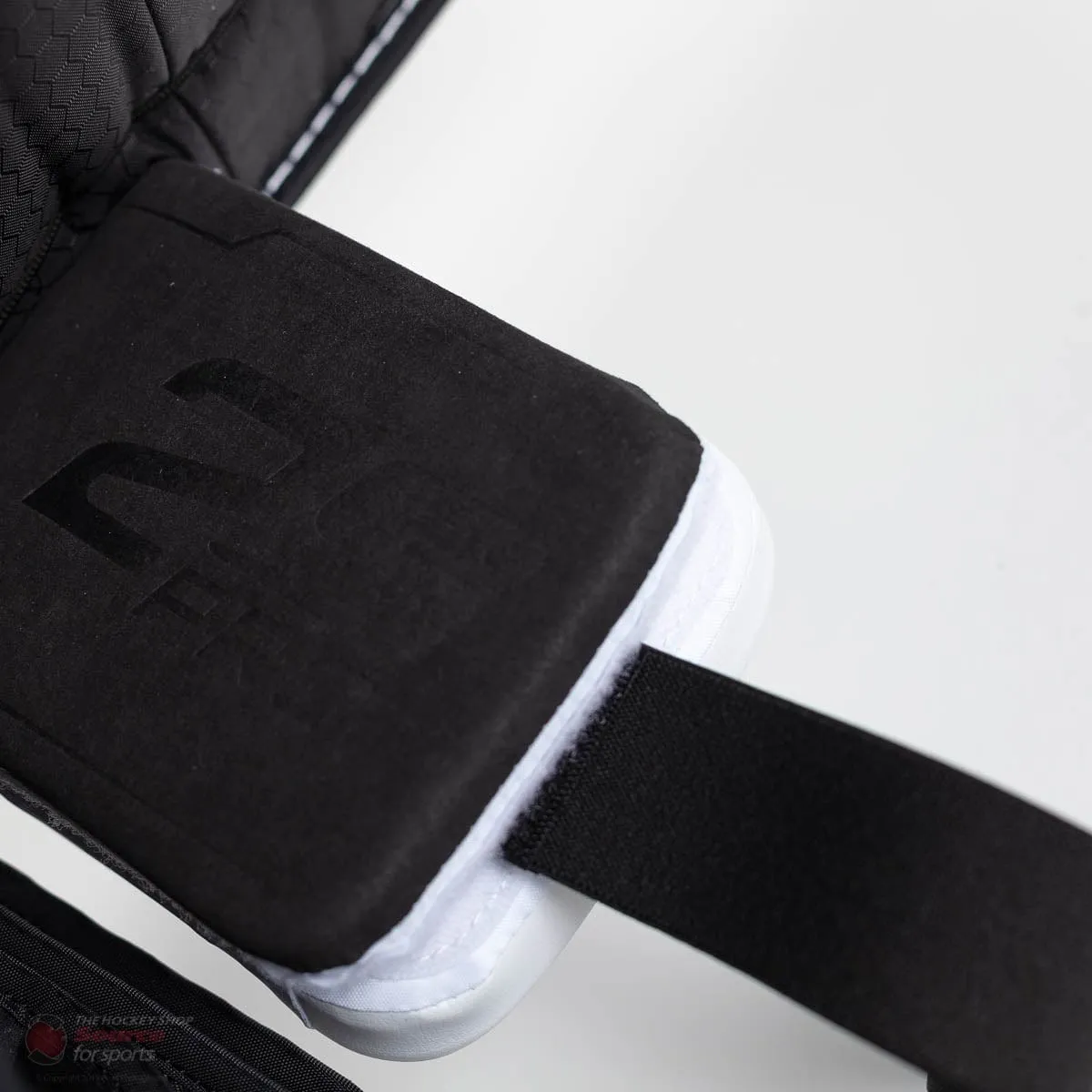 Bauer Supreme 2S Pro Senior Goalie Leg Pads