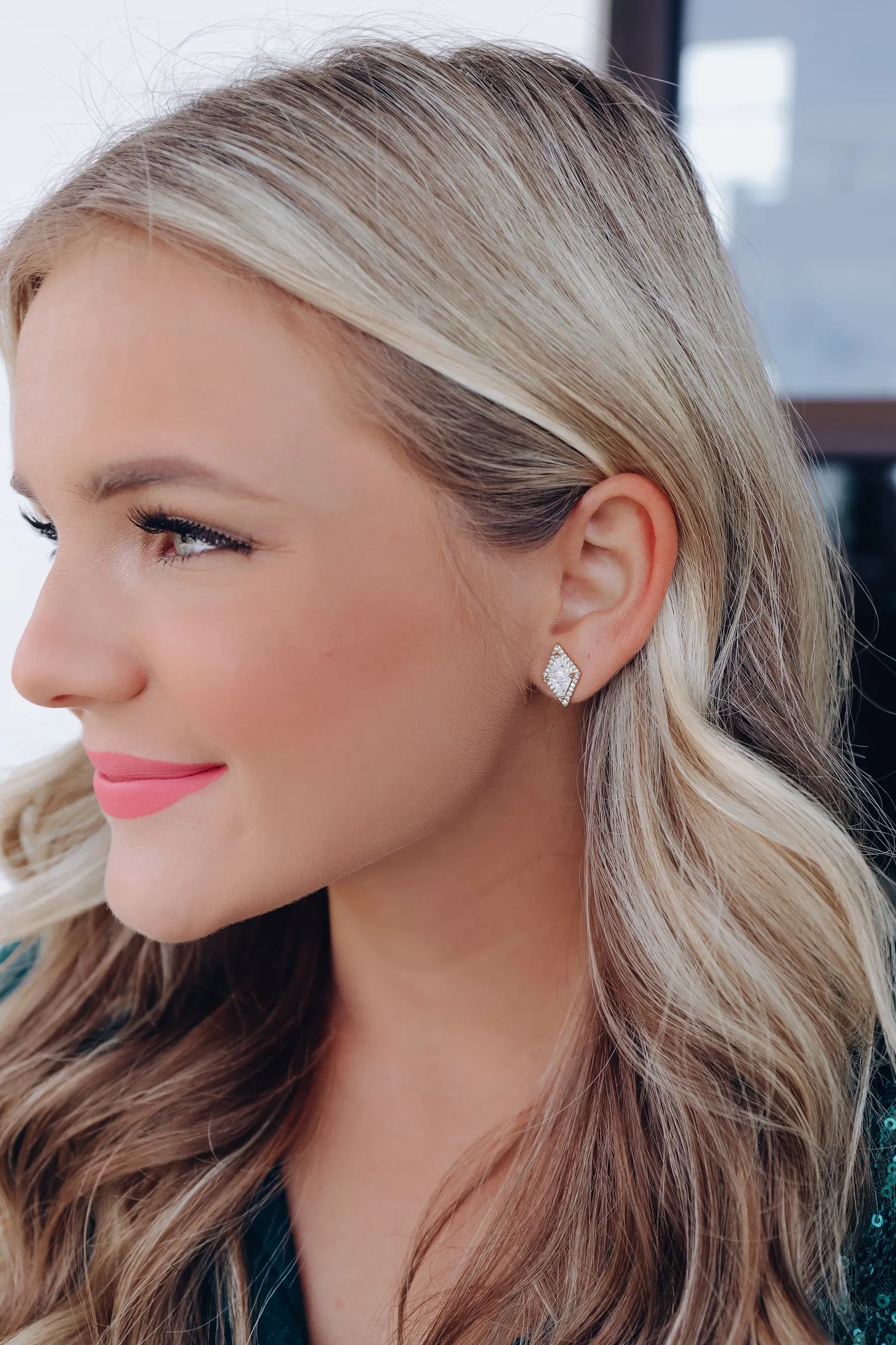 Diamond Shaped CZ Stud Earring - Gold