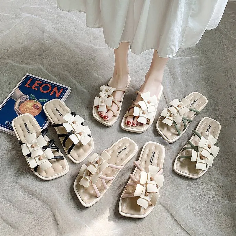 Elegant Floral Strappy Sandals