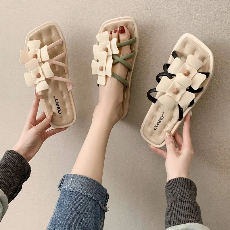Elegant Floral Strappy Sandals