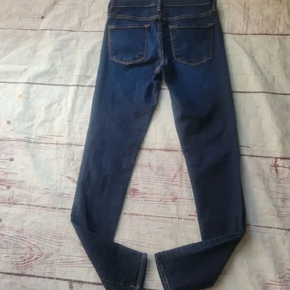 Frame Le Skinny de Jeanne in Marshall Wash Size 25