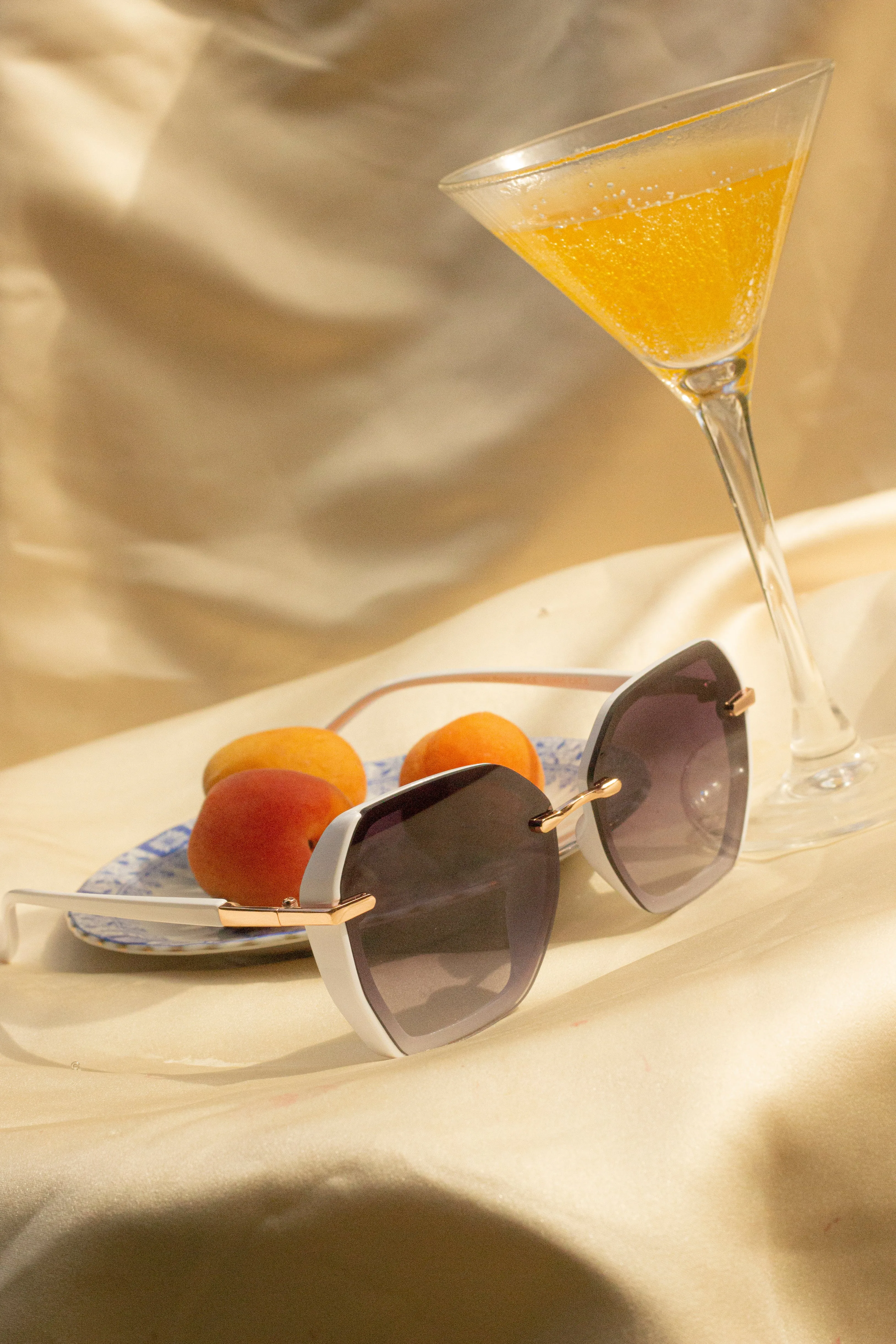 Hexagonal Front Lens Sunglasses