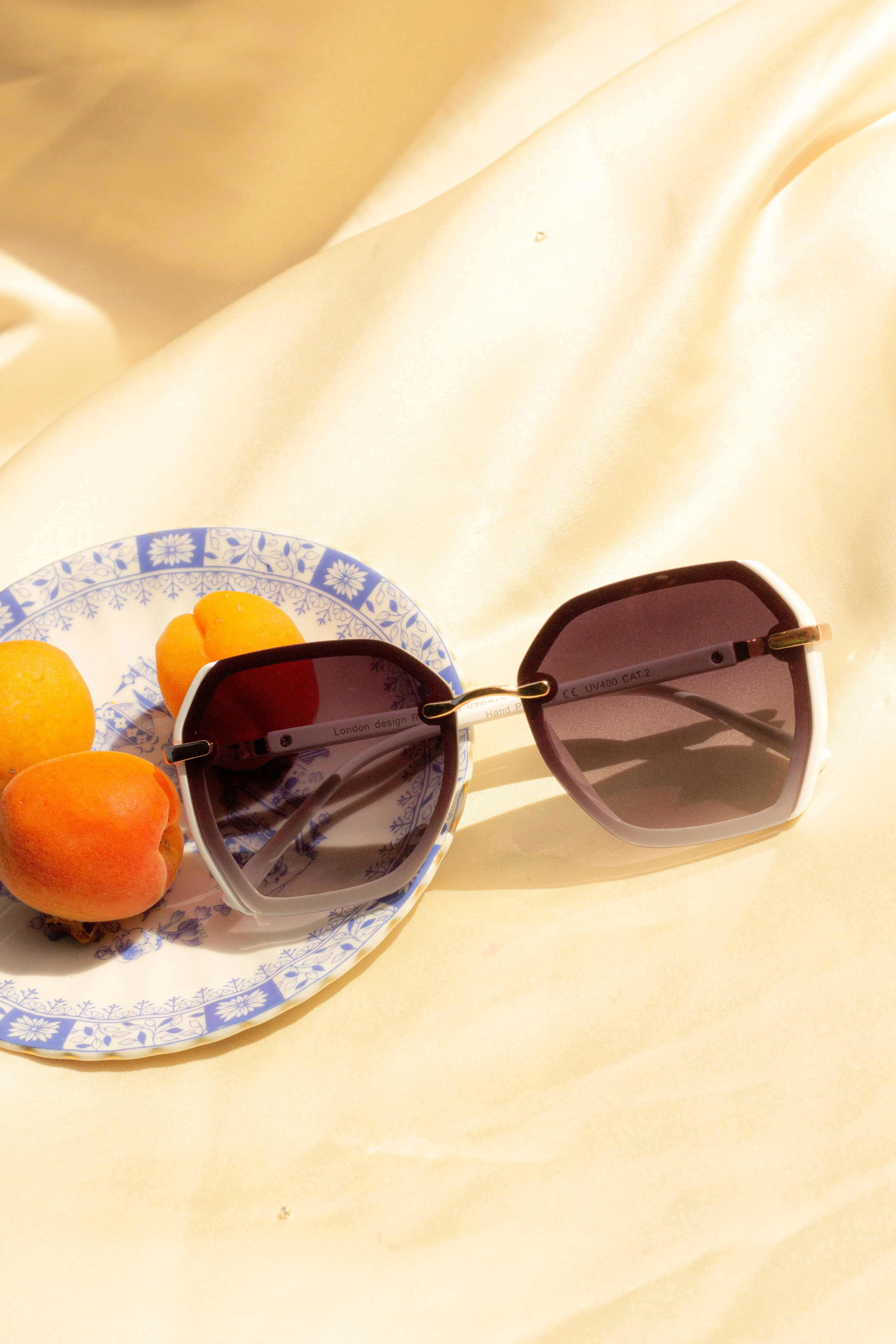 Hexagonal Front Lens Sunglasses