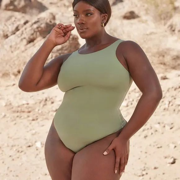 New Pinsy High Neck Hourglass Shapewear Cheeky Bodysuit in Sage Size XL