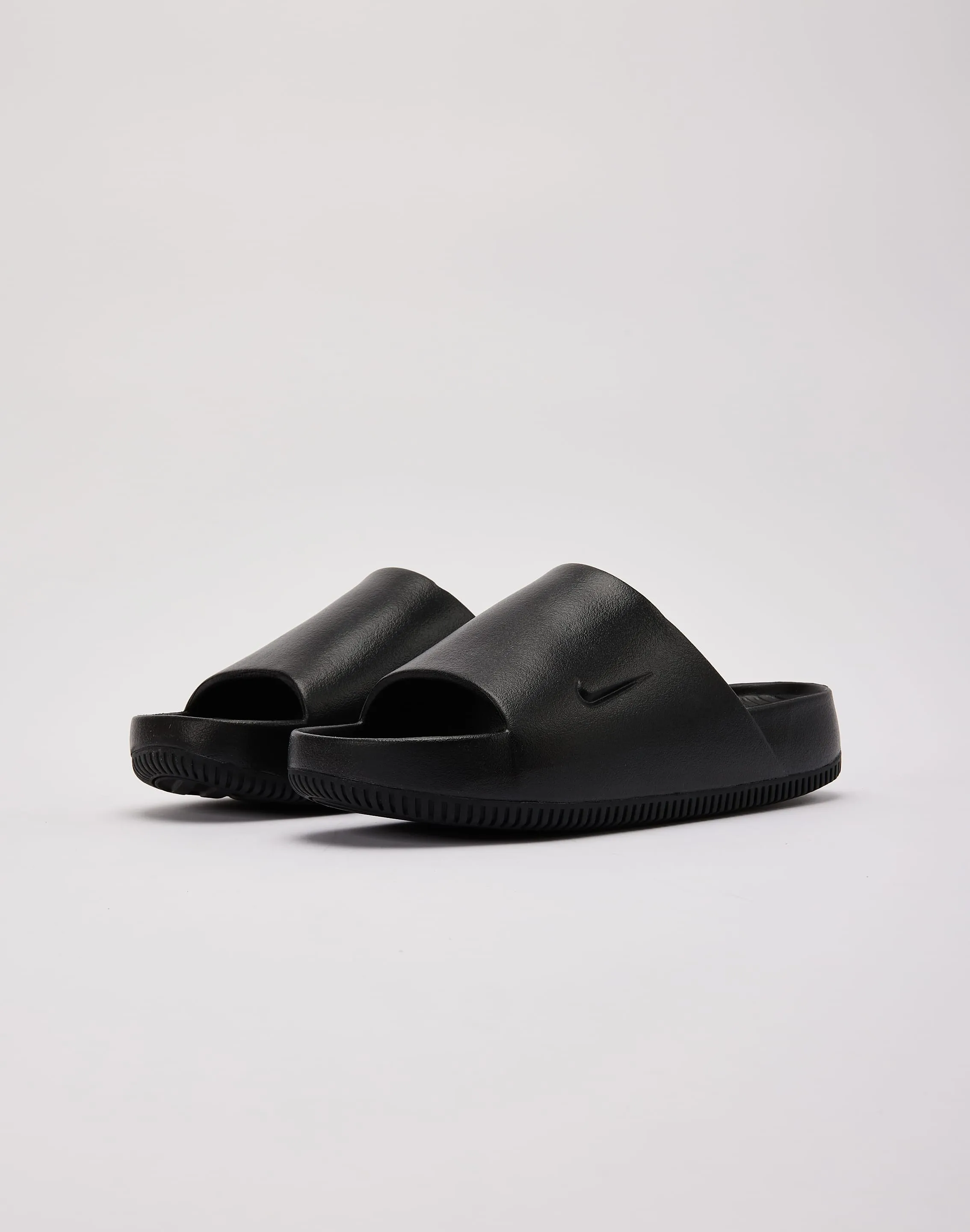 Nike Calm Slides