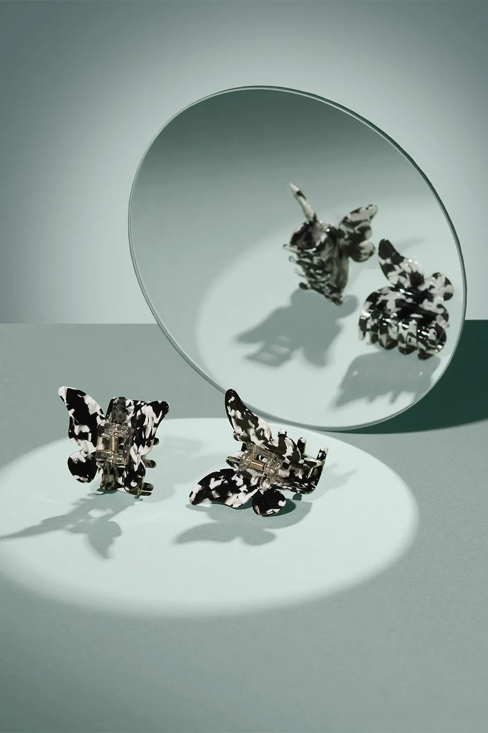 Papillon Butterfly Claw Clip - Black Marble