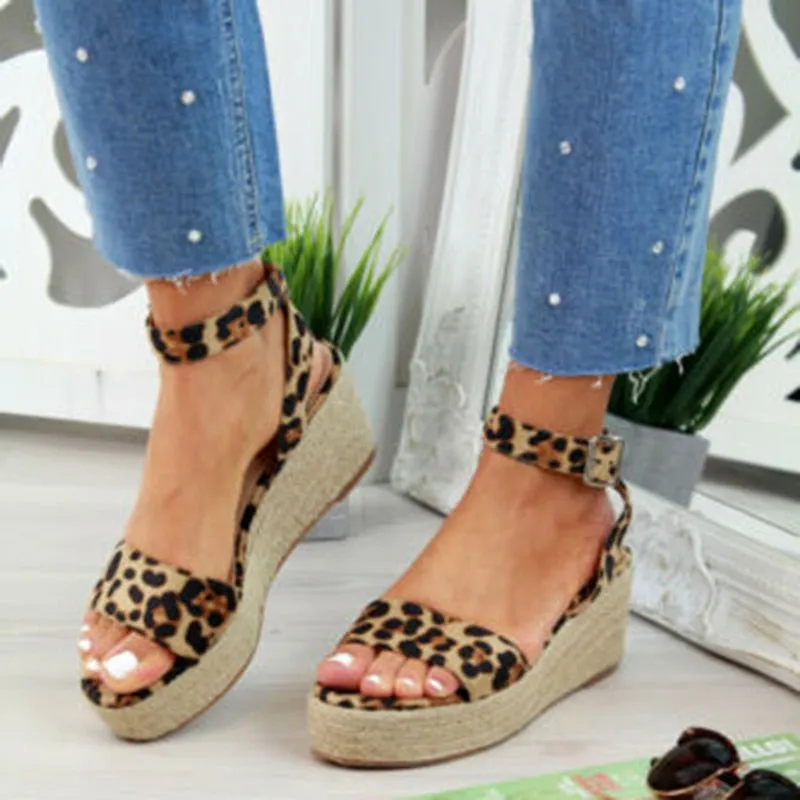 "Remoli" Sandals