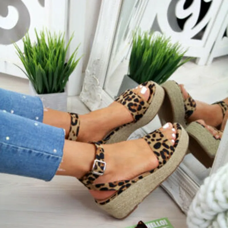 "Remoli" Sandals