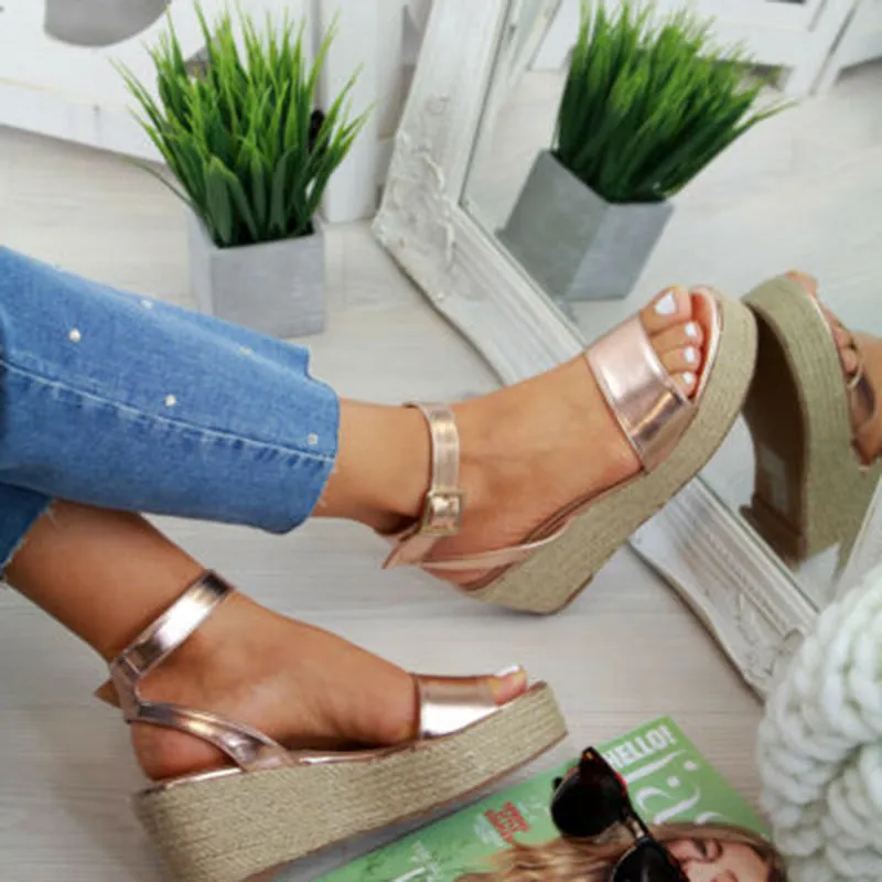 "Remoli" Sandals