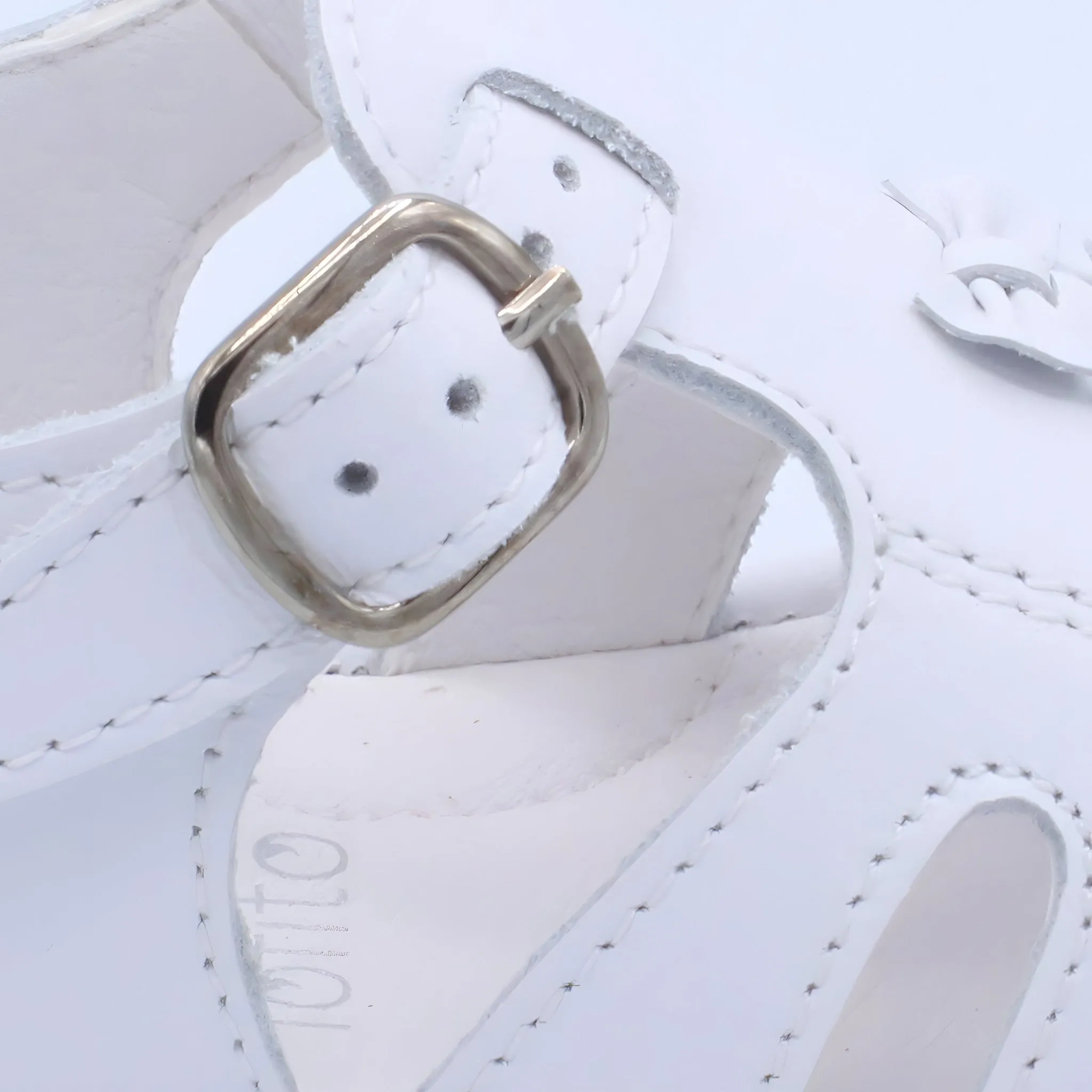 'Serena' Girls White Leather Open-Toe Sandals