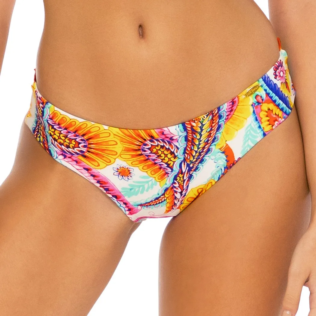 SUMMER LOVE - Seamless Full Ruched Back Bottom