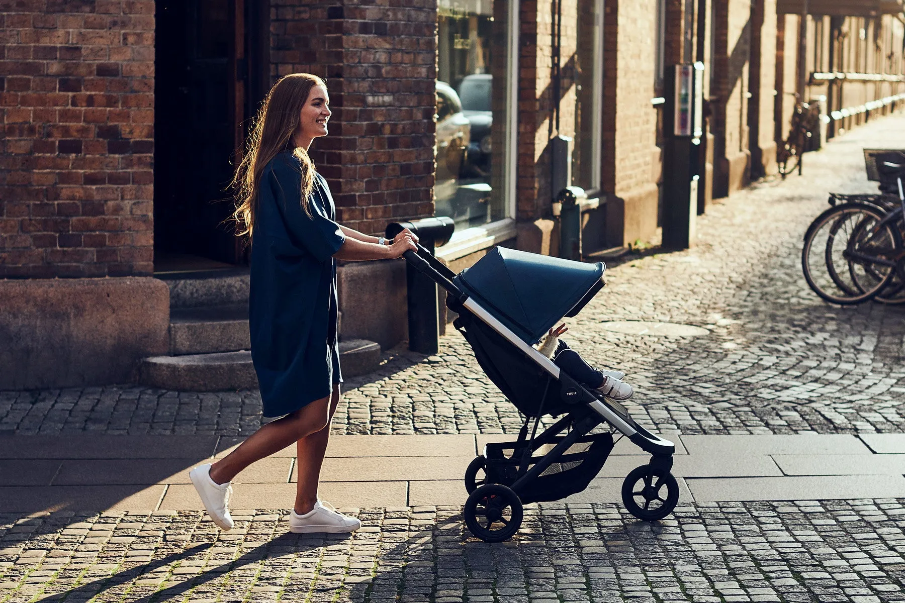 Thule Spring Aluminium/Majolica Blue
