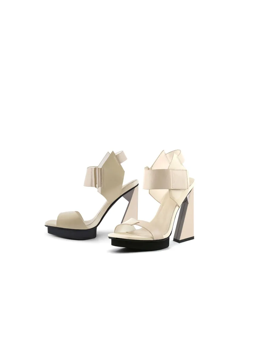 Tikoya Beige Leather Heel
