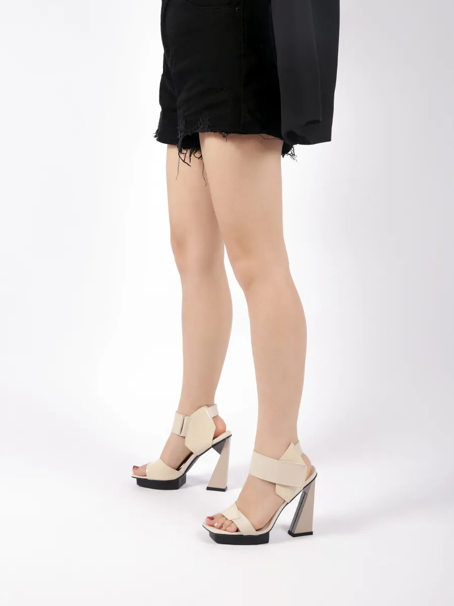 Tikoya Beige Leather Heel