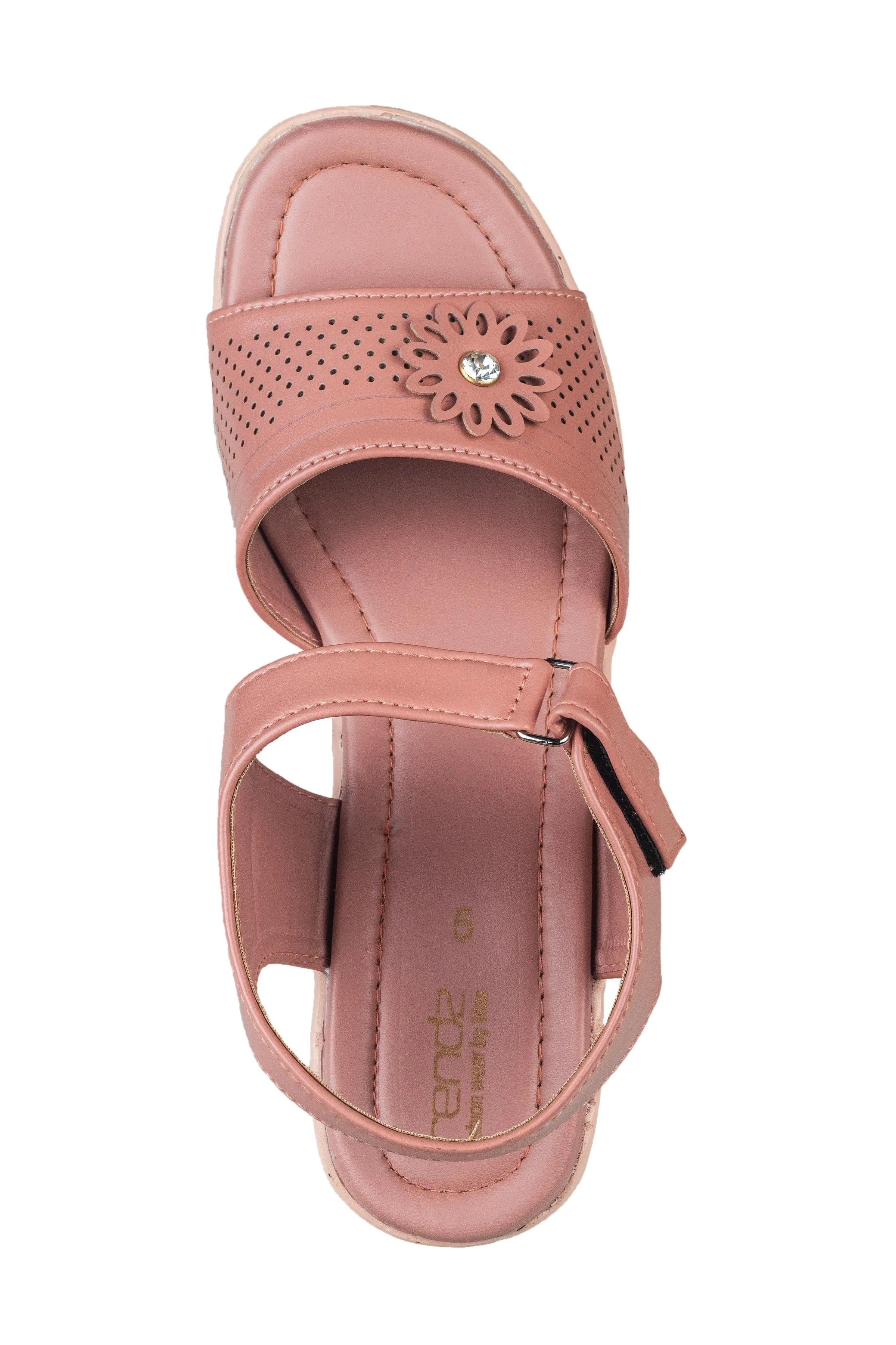 Trendz Ladies Cream Sandal