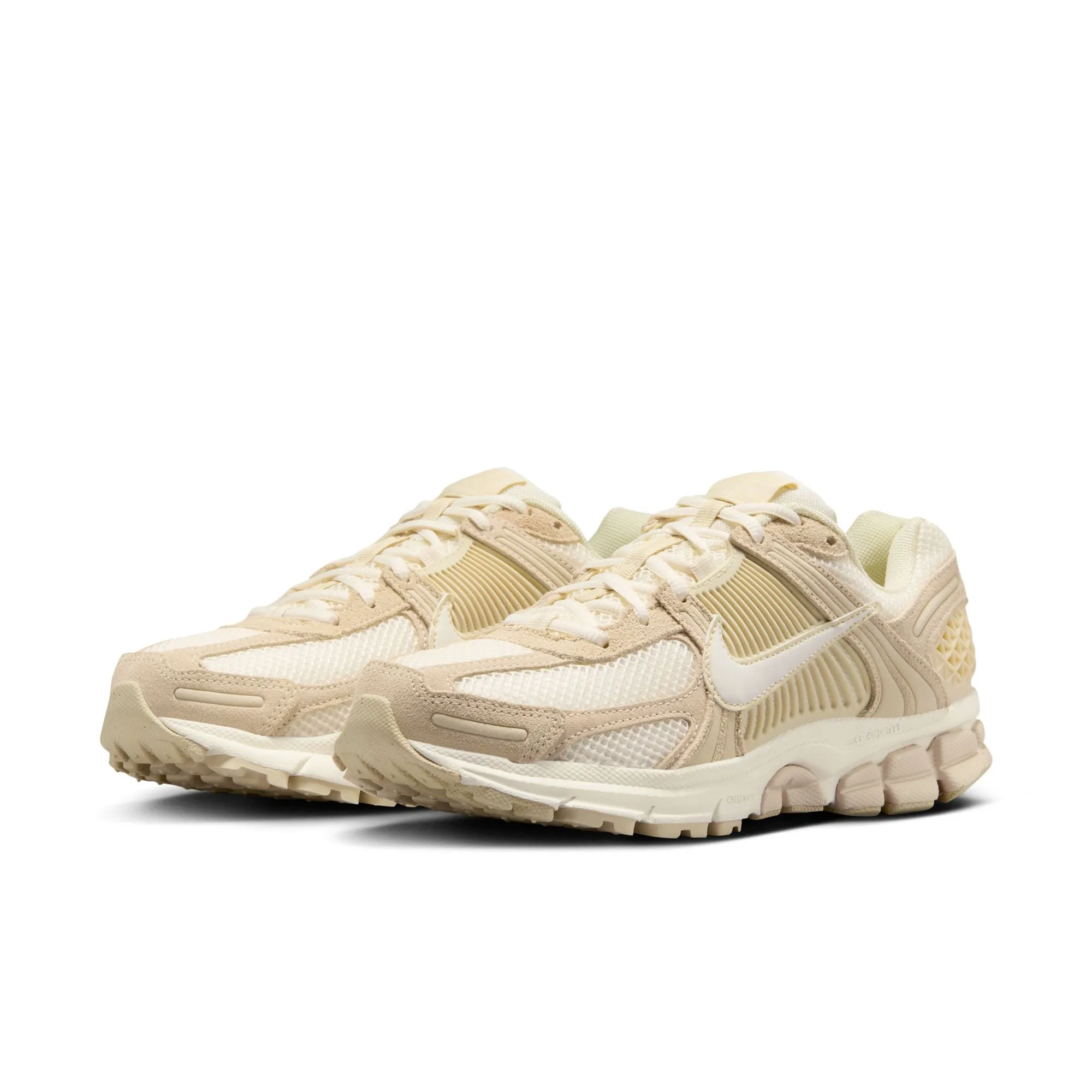 WOMENS NIKE VOMERO 5 HQ0458-200 "BEACH LIGHT KHAKI" - BEACH/LIGHT KHAKI/PALE IVORY/SAIL
