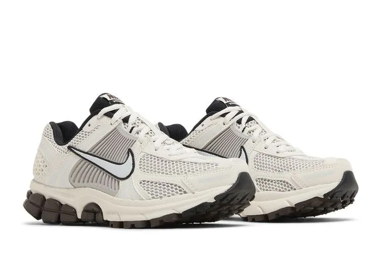 Zoom Vomero 5 Phantom Light Iron Ore